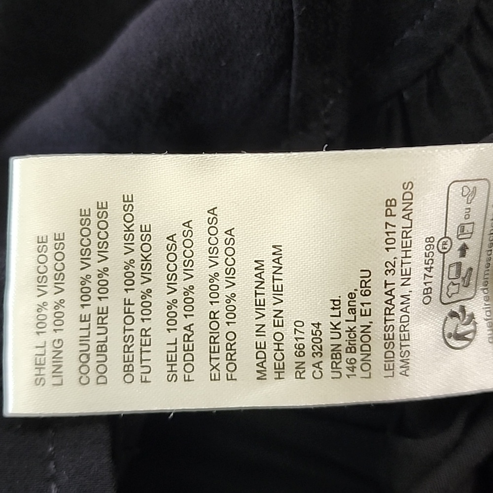 Free People On Pointe Bomber Jacket In Black NWT - Picture 8 of 9